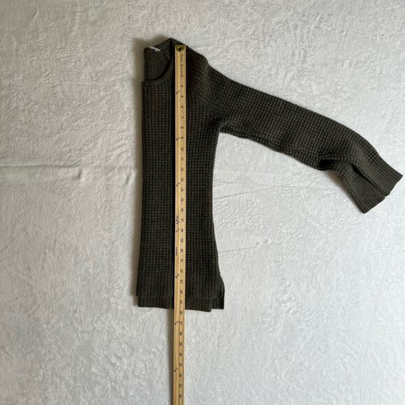 Womens Waffle Knit Cashmere Sweater Sz XS Green Minimalist Capsule Wardrobe Soft - Picture 7 of 8